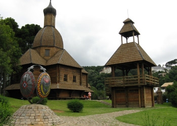 Украинский мемориал (Memorial Ucraniano) в Куритибе – фотографии Бразилии