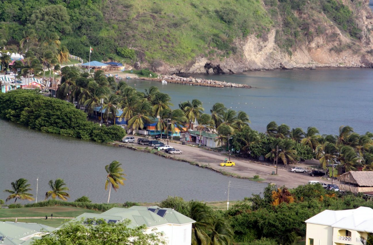 Вид на остров Сент-Китс и Невис с берега – фотографии Сент-Китс и Невис