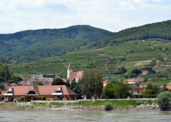 Город Вайсенкирхен-ин-дер-Вахау – фотографии Австрии