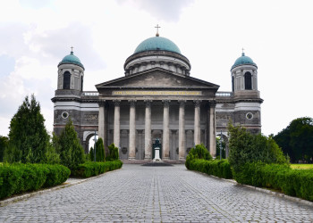 Базилика святого Адальберта – фотографии Венгрии