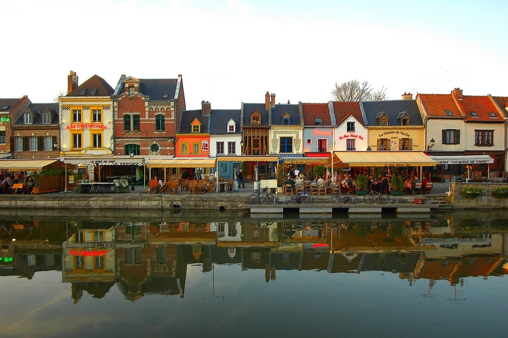 Кафе в Амьене, Франция. Фото 1 – фотографии Франции