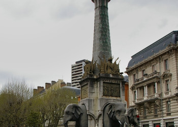 Памятник в Шамбери, Франция. Фото 3 – фотографии Франции