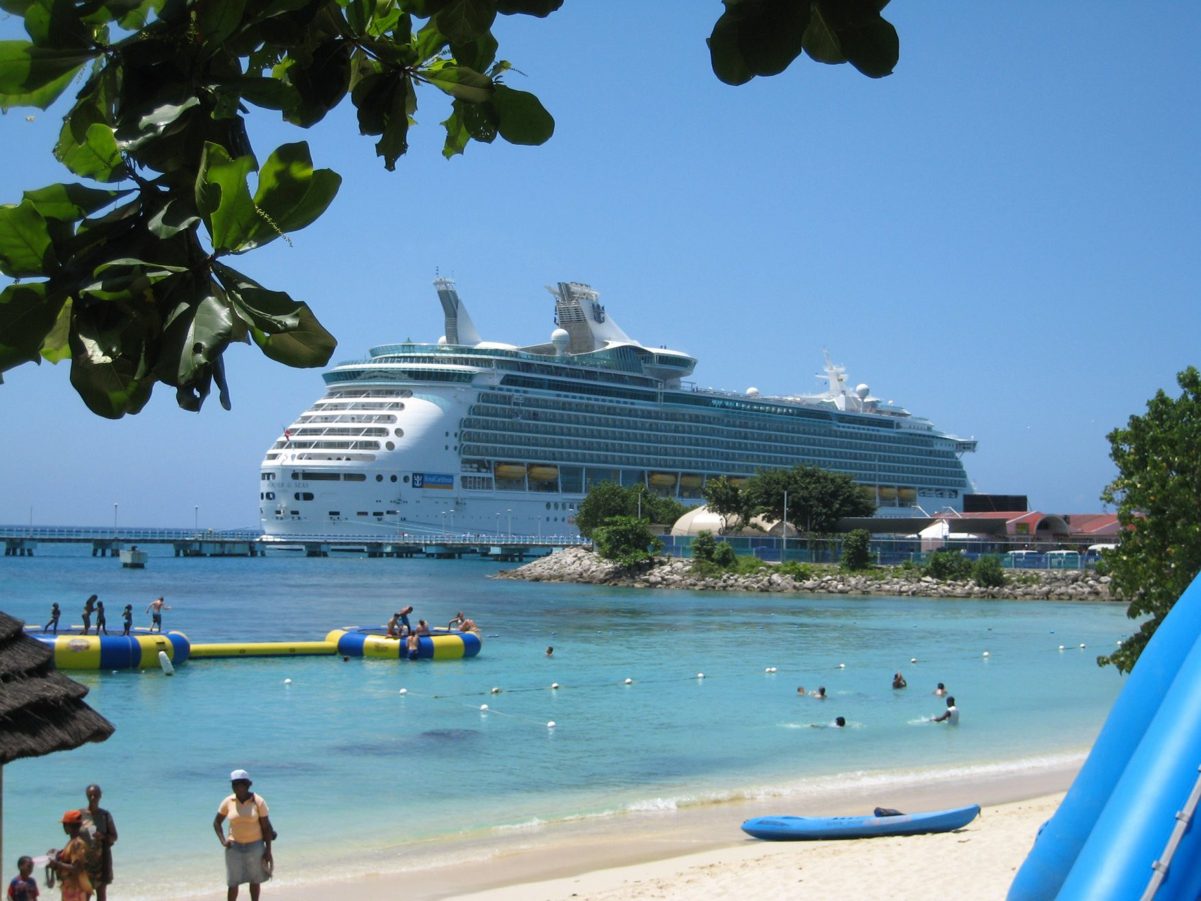 Пляж в Очо Риос, Ямайка. Фото 16 – фотографии Ямайки