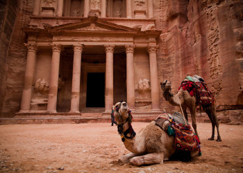 Храм Эль-Хазне (Al-Khazneh), Петра, Иордания – фотографии Иордании