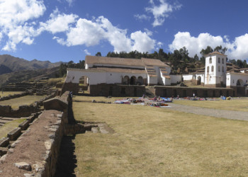 Руины инков в Чинчеро – фотографии Перу