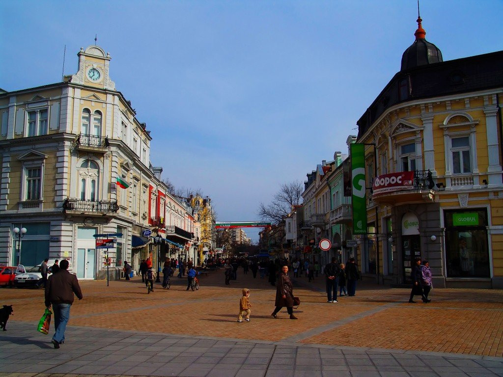 Улица в Русе, Болгария. Фото 10 – фотографии Болгарии