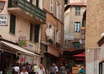 Магазины в Канне, Франция – фотографии Франции