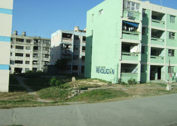 Жилые районы - видимо СССР помогал строить. Фото 1 – фотографии Кубы