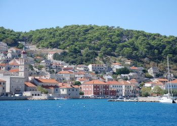 Дома на набережной в Пучишче, Хорватия. Фото 7 – фотографии Хорватии