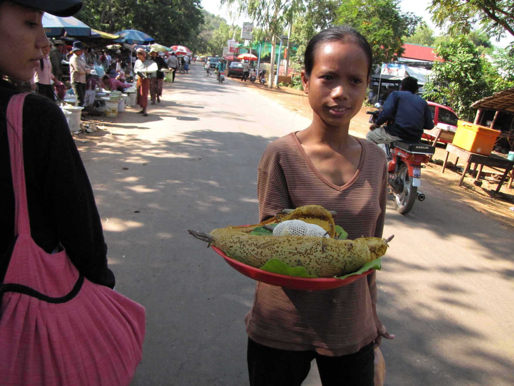 Люди в Удонге, Камбоджа – фотографии Камбоджи
