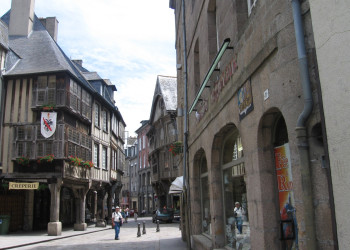 Дома в Динане, Франция. Фото 6 – фотографии Франции