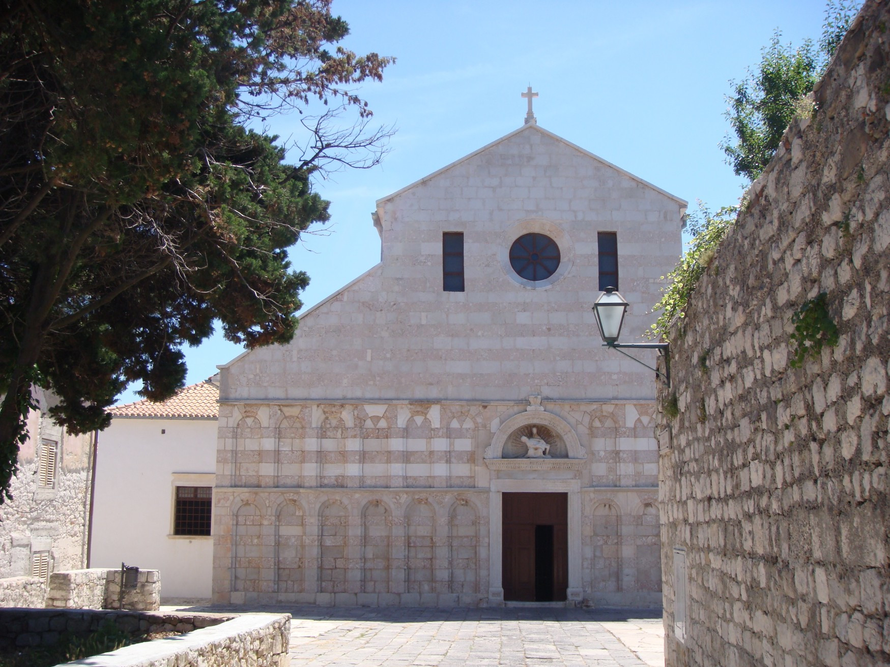 Церковь в Раб, Хорватия. Фото 4 – фотографии Хорватии