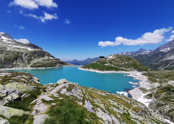 Вид на озеро Уттендорф-Вайссзее. Австрия – фотографии Австрии