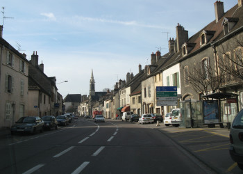 Улица в Боне, Франция. Фото 4 – фотографии Франции