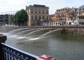 Набережная в Бельфоре, Франция. Фото 3 – фотографии Франции