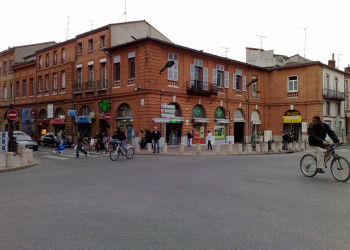 Улица в Тулузе, Франция. Фото 4 – фотографии Франции