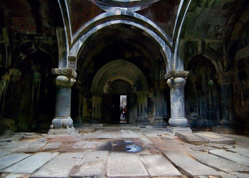 Монастырь Санаин (Sanahin Monastery) – фотографии Армении
