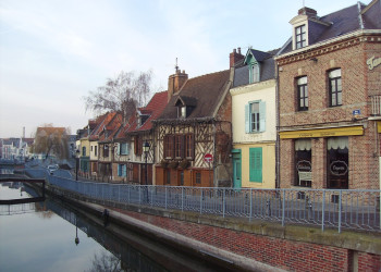 Набережная в Амьене, Франция. Фото 4 – фотографии Франции