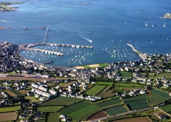 Панорамный вид в Роскофе, Франция – фотографии Франции