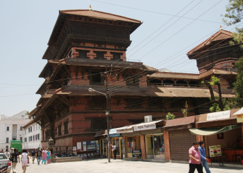 Здание на площади Дурбар (Durbar Square) – фотографии Непала