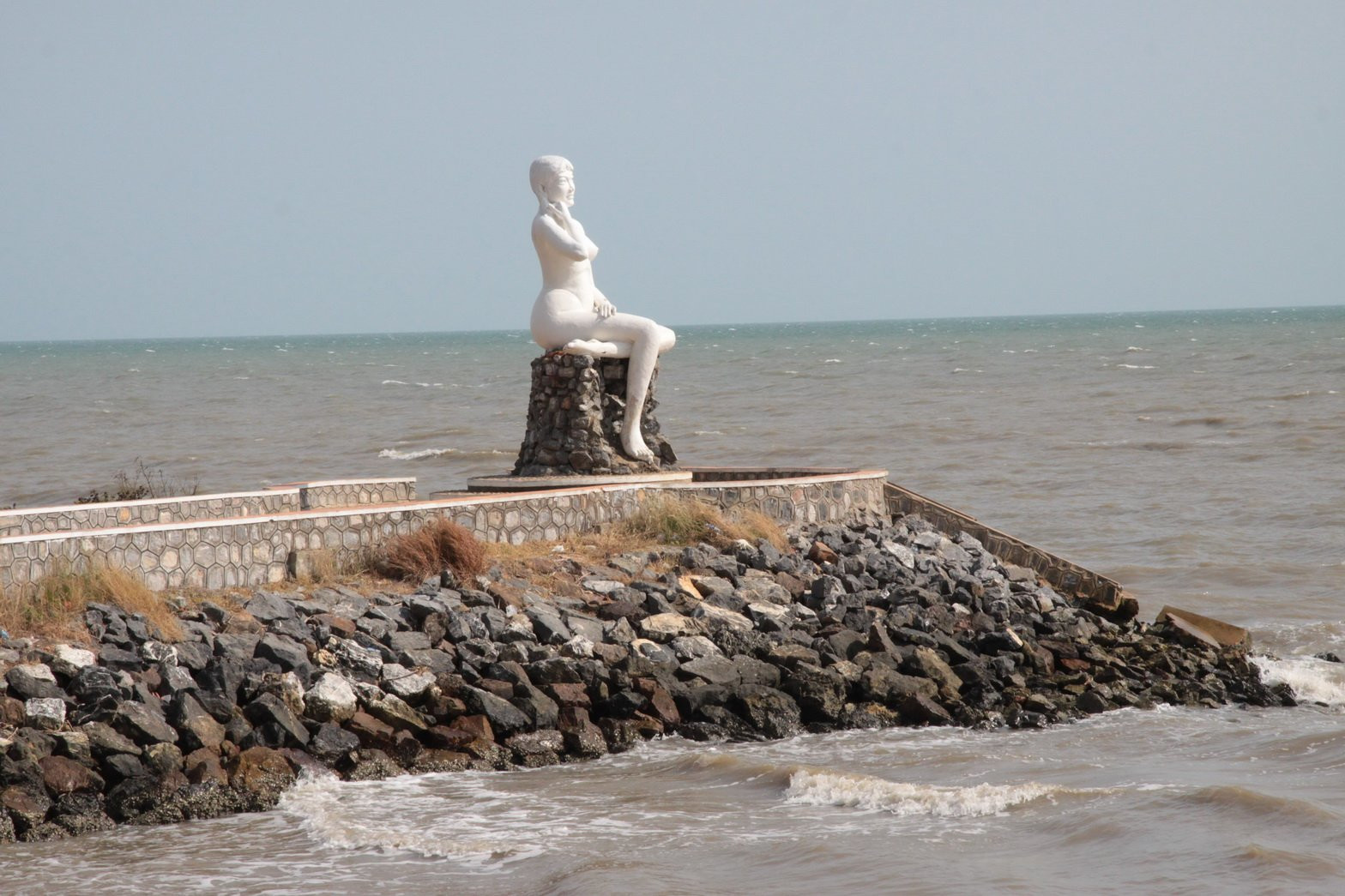 Скульптура в Кепе, Камбоджа – фотографии Камбоджи
