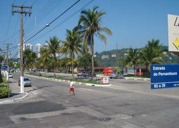 Улица в Гуаружа, Бразилия – фотографии Бразилии