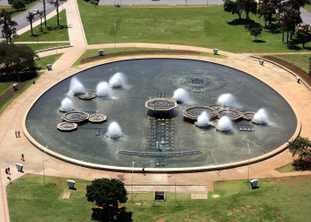 Fountain of Eixo Monumental – фотографии Бразилии