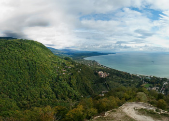 Новый Афон. Сухум на горизонте – фотографии Абхазии