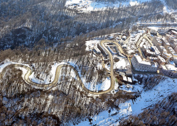 Дорога у Верхнего Горки Города – фотографии России