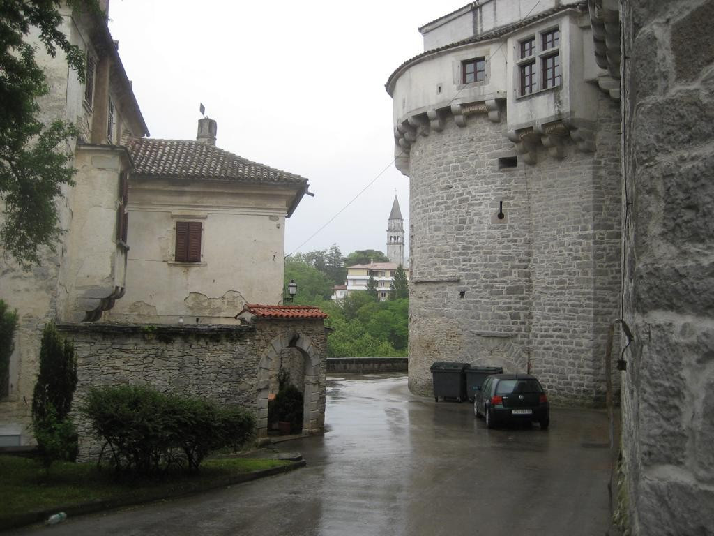 Дома в Пазин, Хорватия. Фото 4 – фотографии Хорватии