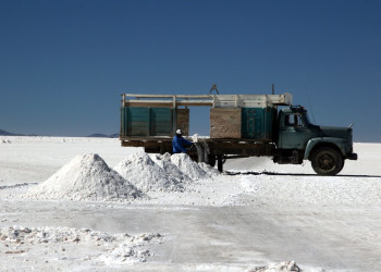 Добыча соли в солончаке Уюни – фотографии Боливии