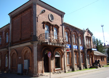 Лимбажи (Limbaži) – небольшой город на севере Латвии – фотографии Латвии