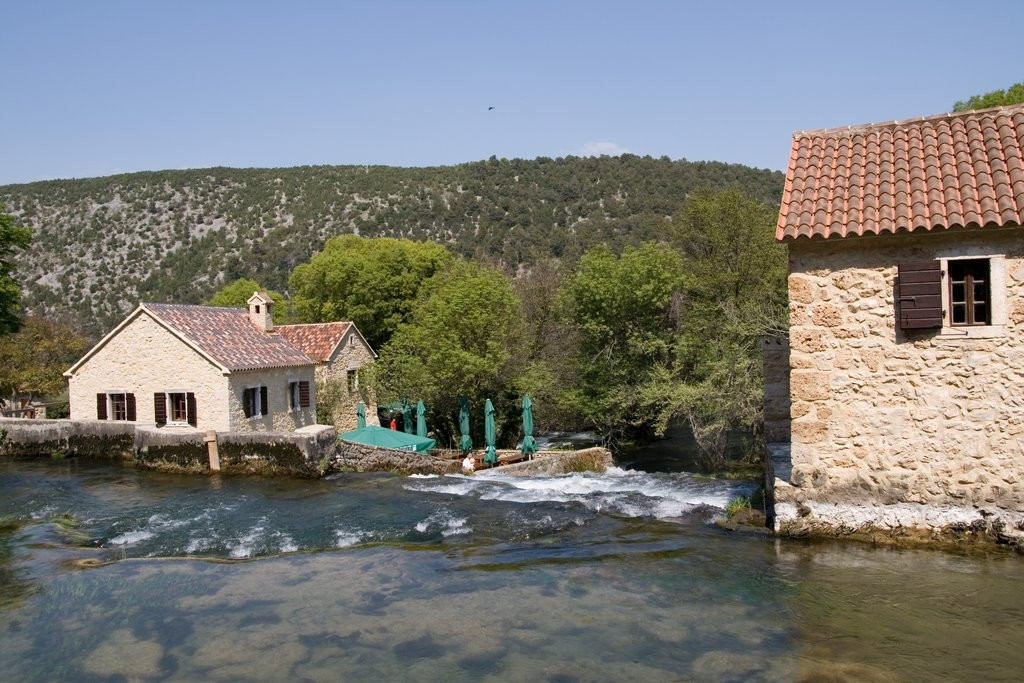 Дома в Крка, Хорватия – фотографии Хорватии