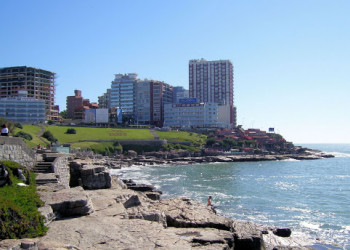 Каменное побережье. Мар Дель Плата. Аргентина. – фотографии Аргентины