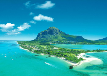 Горы вдали. Остров Маврикий – фотографии Маврикия