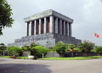 Мавзолей Хо Ши Мина в городе Ханой – фотографии Вьетнама