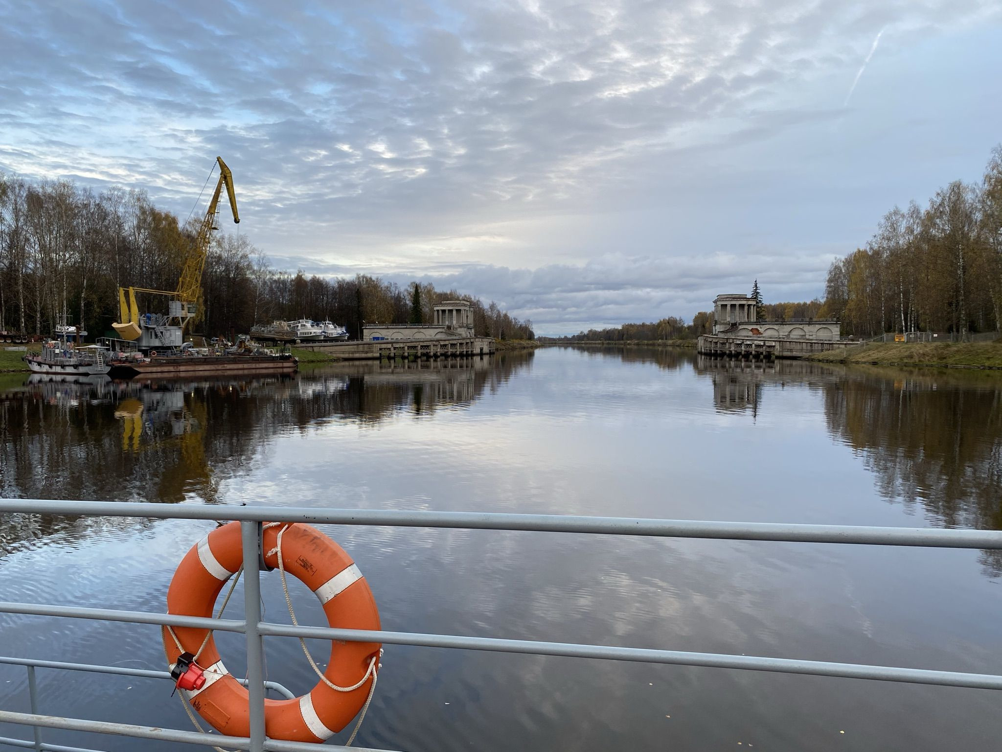 Паромная переправа № 1 между Тверской и Московской областями, Дубна – фотографии России