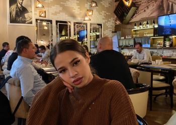 Сижу такая смотрю на тебя – фотографии России