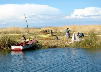 Плавающие острова Урос – фотографии Перу