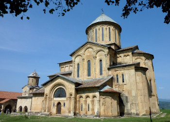 Гелатский монастырь (Gelati Monastery) – фотографии Грузии
