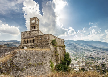 Каменный замок. Гирокастра. Албания. – фотографии Албании