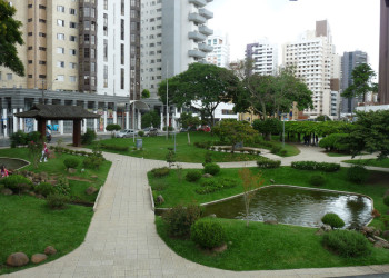 Японская площадь, Куритиба, Бразилия – фотографии Бразилии