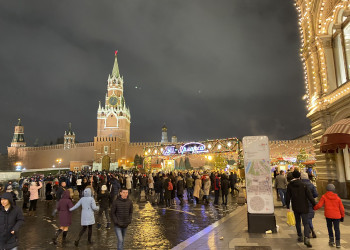 Новогодние гулянья на Красной площади – фотографии России