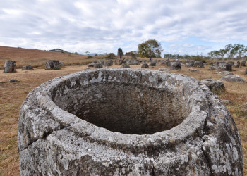 Каменный кувшин. Долина кувшинов. Лаос – фотографии Лаоса