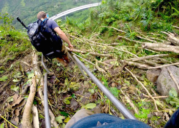 Лестница Хайку (Haiku Stairs) на Гавайских островах, США – фотографии США