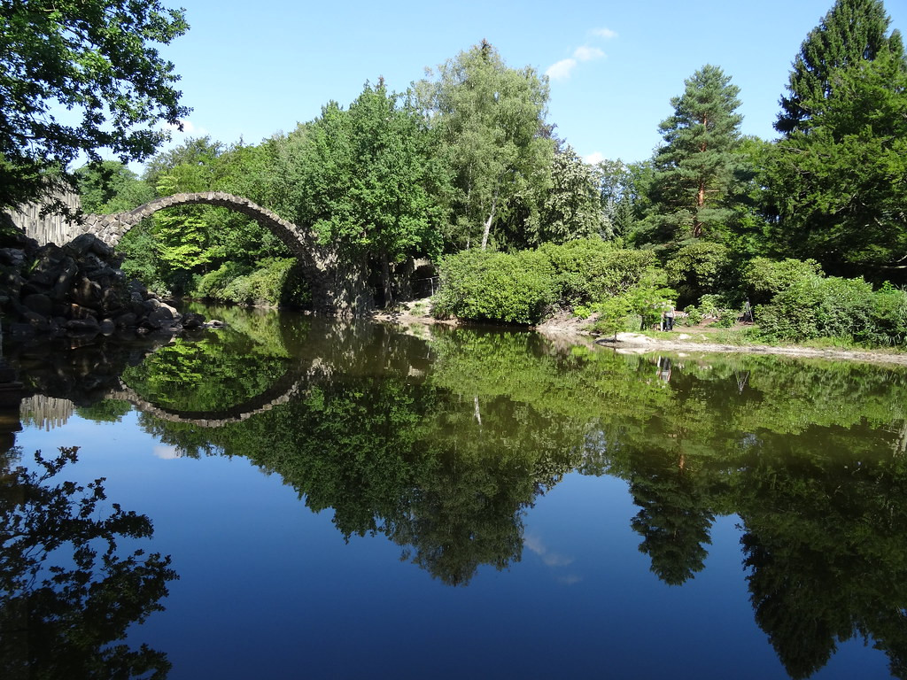 Мост Дьявола Ракотцбрюке (Rakotzbrücke), Берлин, Германия – фотографии Германии