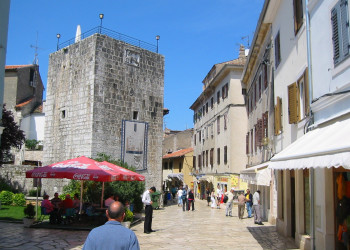 Улица в Пореч, Хорватия. Фото 1 – фотографии Хорватии