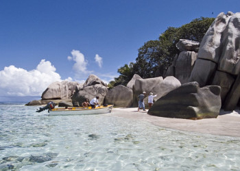 Туристы на острове Кокос. Сейшельские острова. Фото 1 – фотографии Сейшельских островов