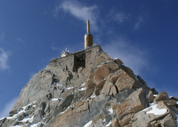 Гора в Ле-Контамине-Монжуа, Франция. Фото 1 – фотографии Франции