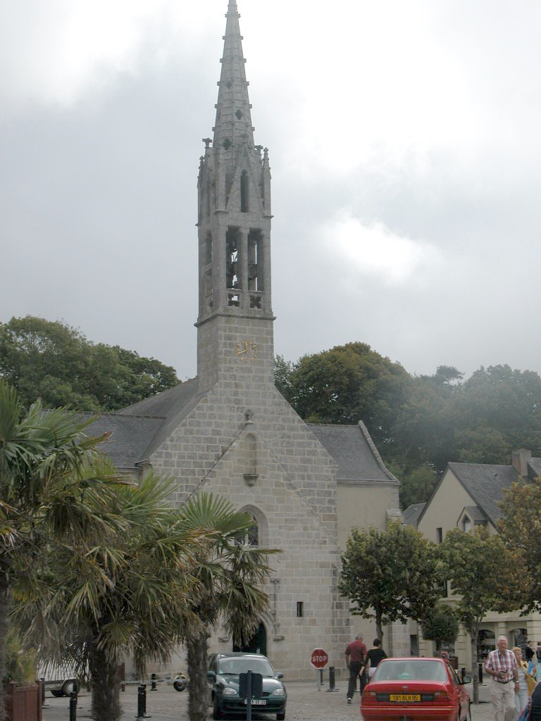 Храм в Беноде, Франция – фотографии Франции